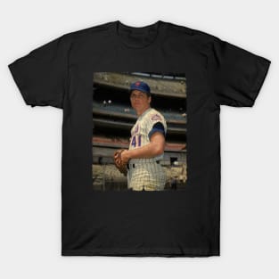 Tom Seaver in New York Mets T-Shirt